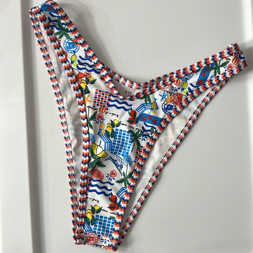 Vacation Print Contrast Binding High Cut Bikini Set - Picture 6 of 12